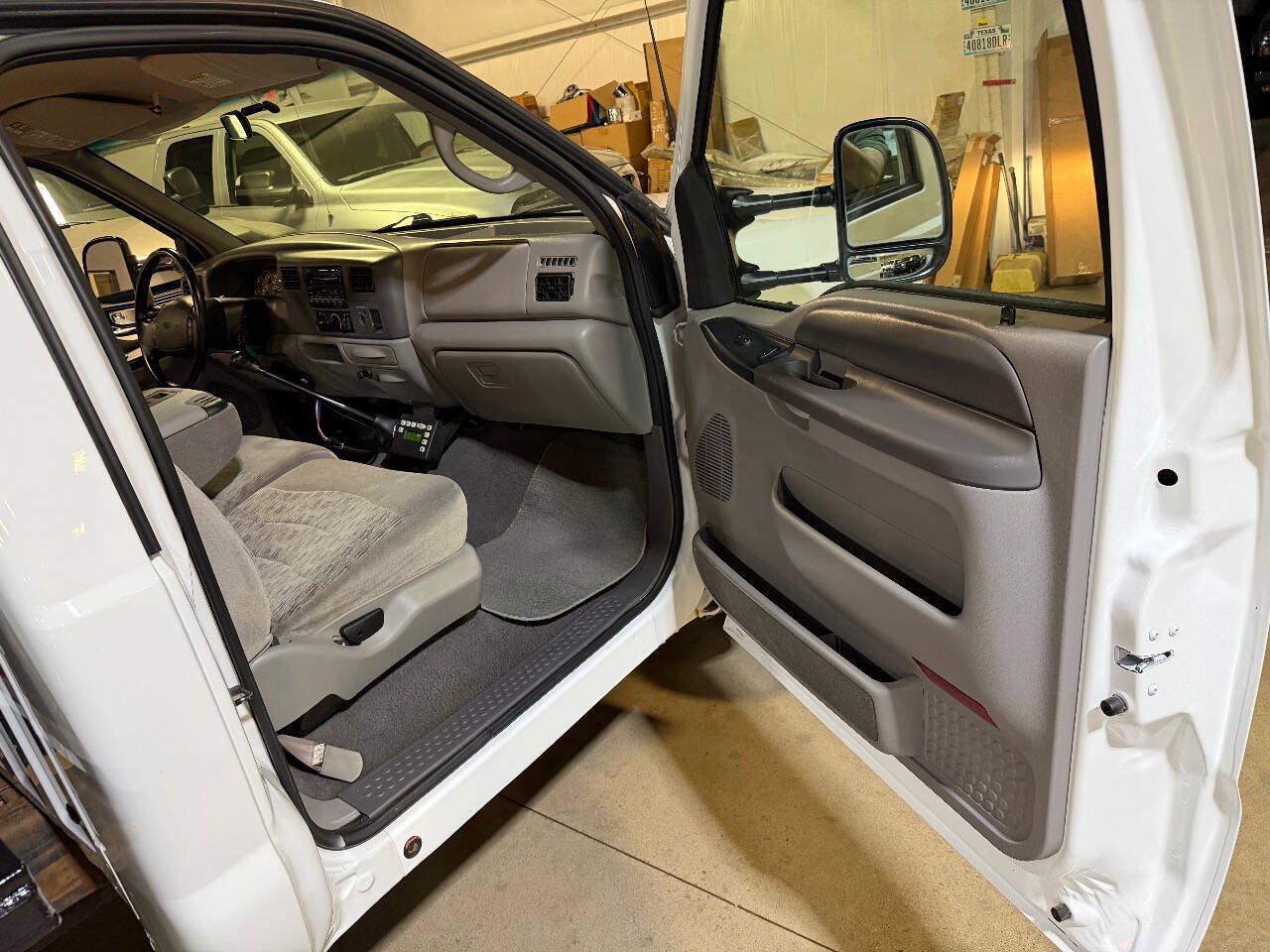 Used 1999 Ford F350 4x4 Regular Cab DRW Super Duty image 33