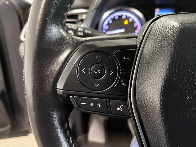 Used 2019 Toyota Camry SE w/ Convenience Package FWD image 23