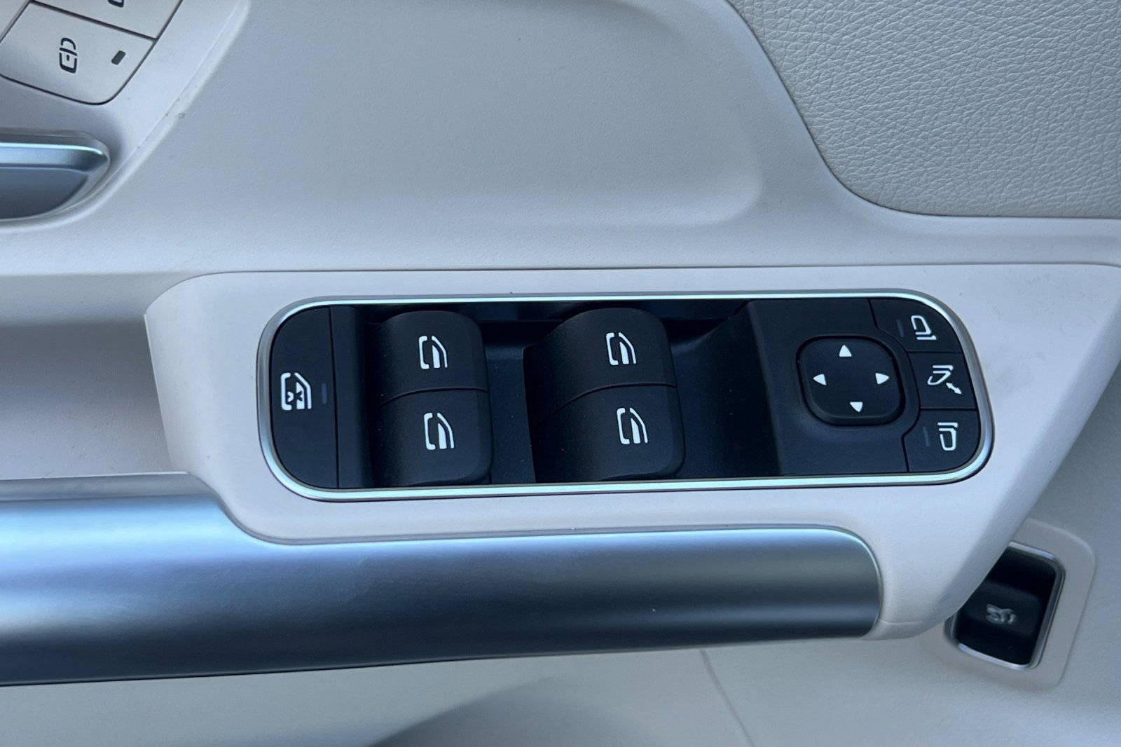 Certified 2026 Mercedes-Benz GLA 250 image 16