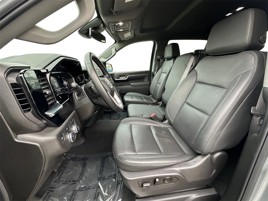 Used 2025 GMC Sierra 1500 SLT image 9