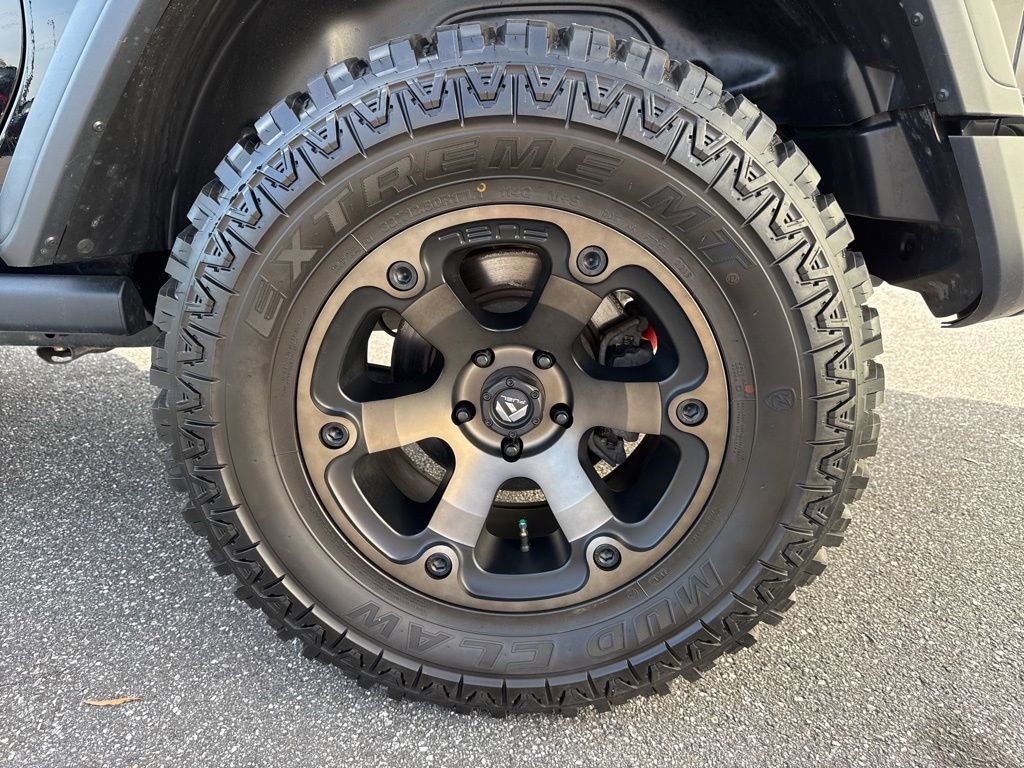 Used 2020 Jeep Wrangler Rubicon w/ LED Lighting Group image 13