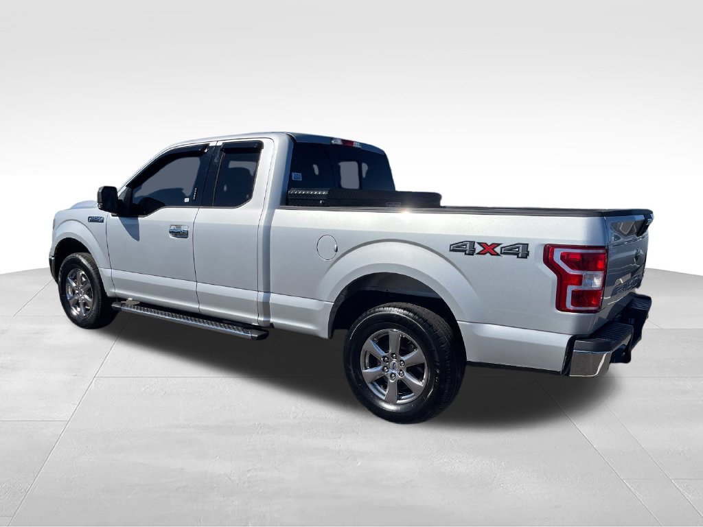 Used 2018 Ford F150 XLT w/ Equipment Group 302A Luxury AWD/4WD image 3