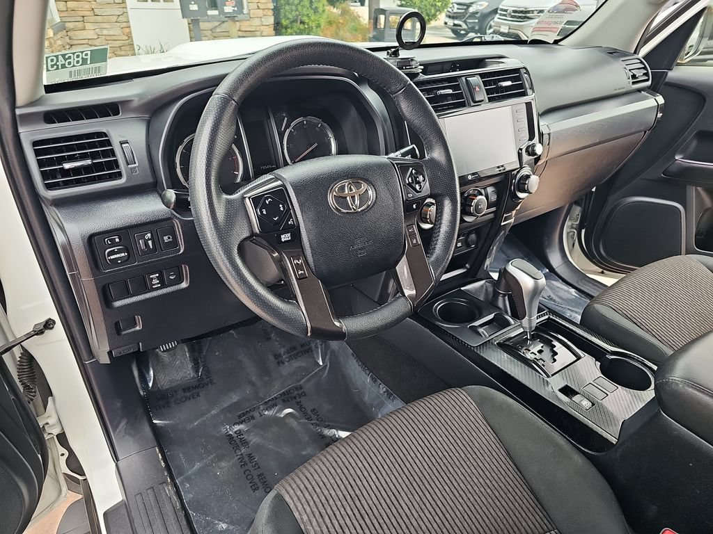 Used 2023 Toyota 4Runner TRD Off-Road AWD/4WD image 15