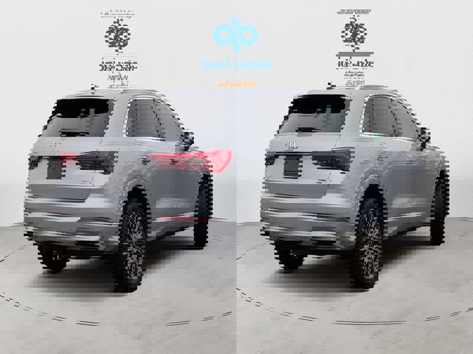 Used 2022 Audi Q3 2.0T Premium Plus w/ Premium Plus Package image 11