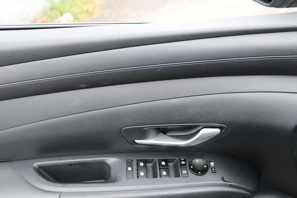 Used 2025 Hyundai Tucson SEL FWD image 10