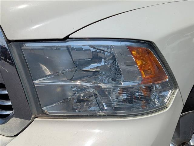 Used 2016 RAM 1500 Lone Star RWD image 2
