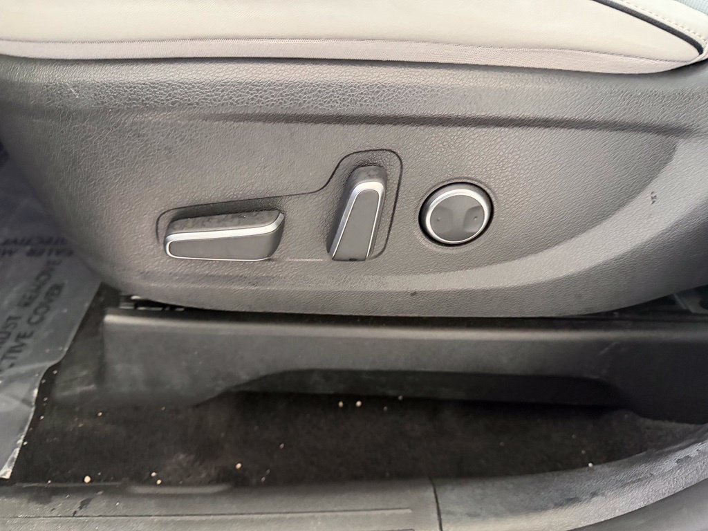 Used 2024 Hyundai Palisade SEL FWD image 36