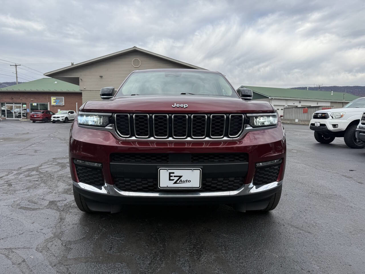 Used 2021 Jeep Grand Cherokee L Limited w/ Trailer Tow Group (B) image 3