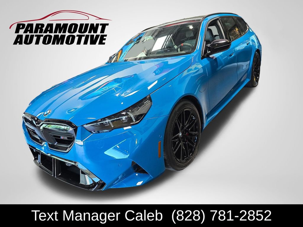 Used 2026 BMW M5 Touring AWD/4WD image 1