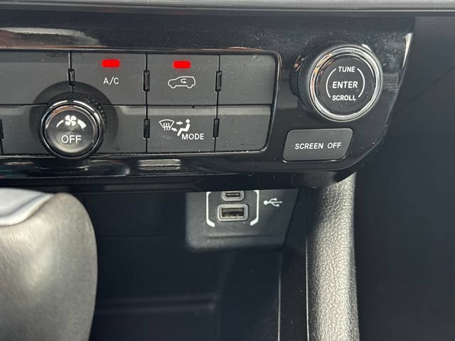 Certified 2024 Jeep Compass Latitude AWD/4WD image 34