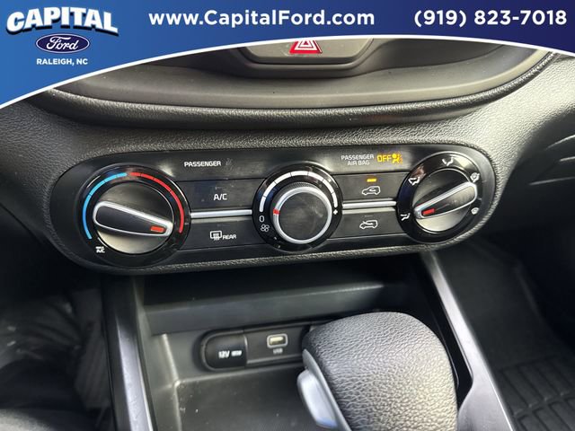 Used 2025 Kia Soul LX w/ LX Technology Package image 28