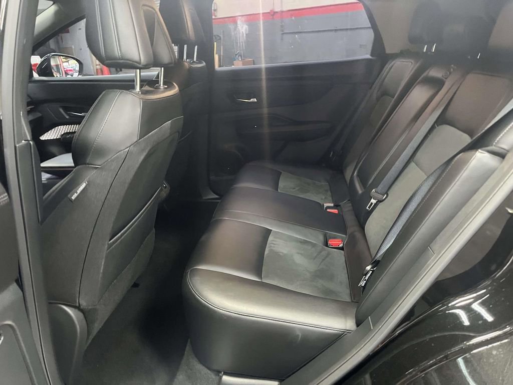 Used 2023 Nissan Ariya AWD image 13