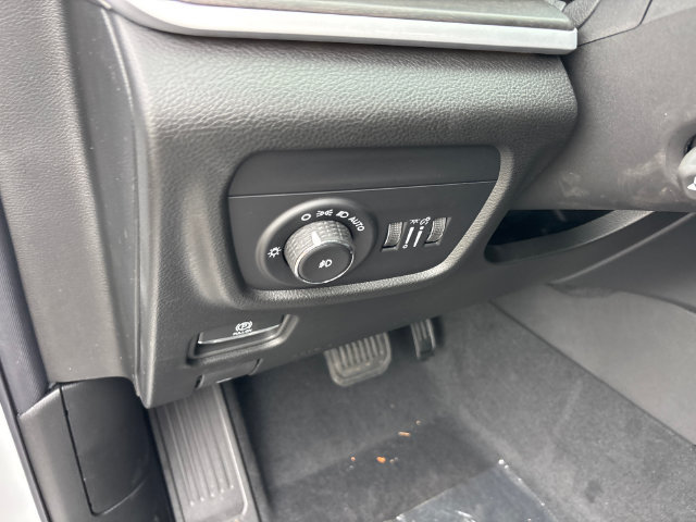 New 2027 Jeep Grand Cherokee Limited AWD/4WD image 19