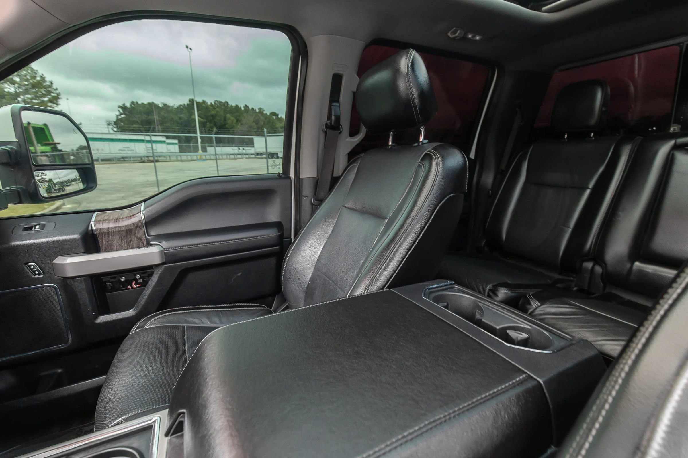 Used 2017 Ford F250 Lariat w/ Lariat Ultimate Package image 19