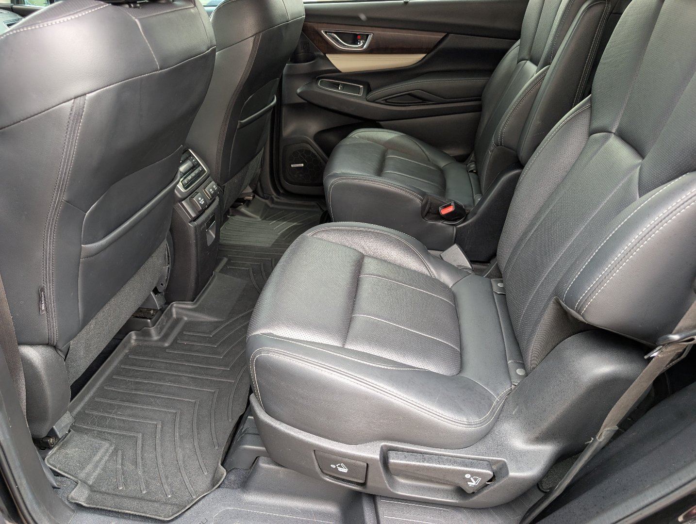 Used 2021 Subaru Ascent Touring AWD/4WD image 28