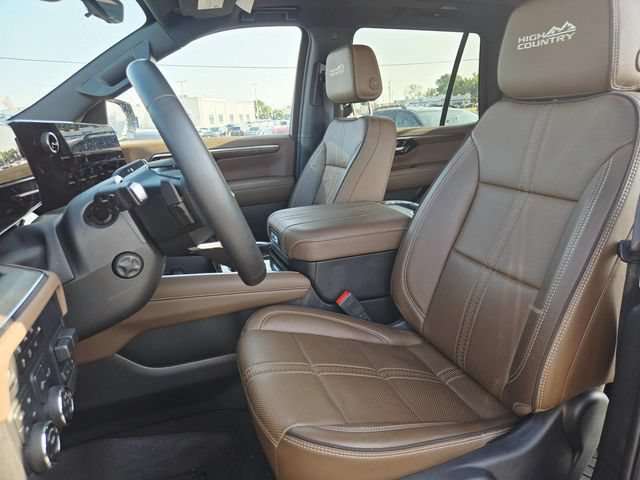 Certified 2025 Chevrolet Tahoe High Country AWD/4WD image 8