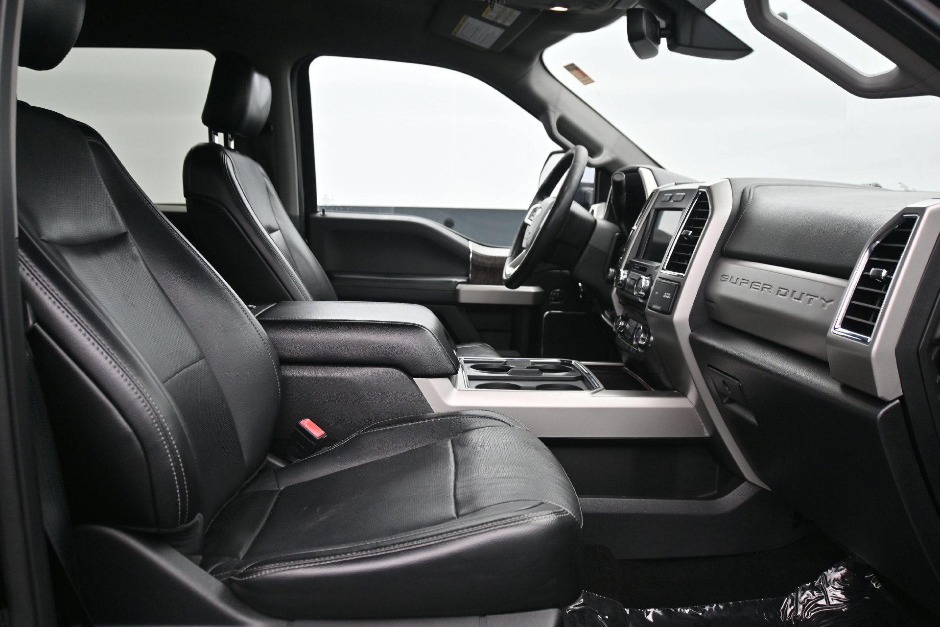Used 2018 Ford F350 Lariat w/ Lariat Ultimate Package AWD/4WD image 13