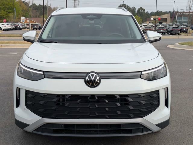 New 2026 Volkswagen Tiguan S FWD image 9