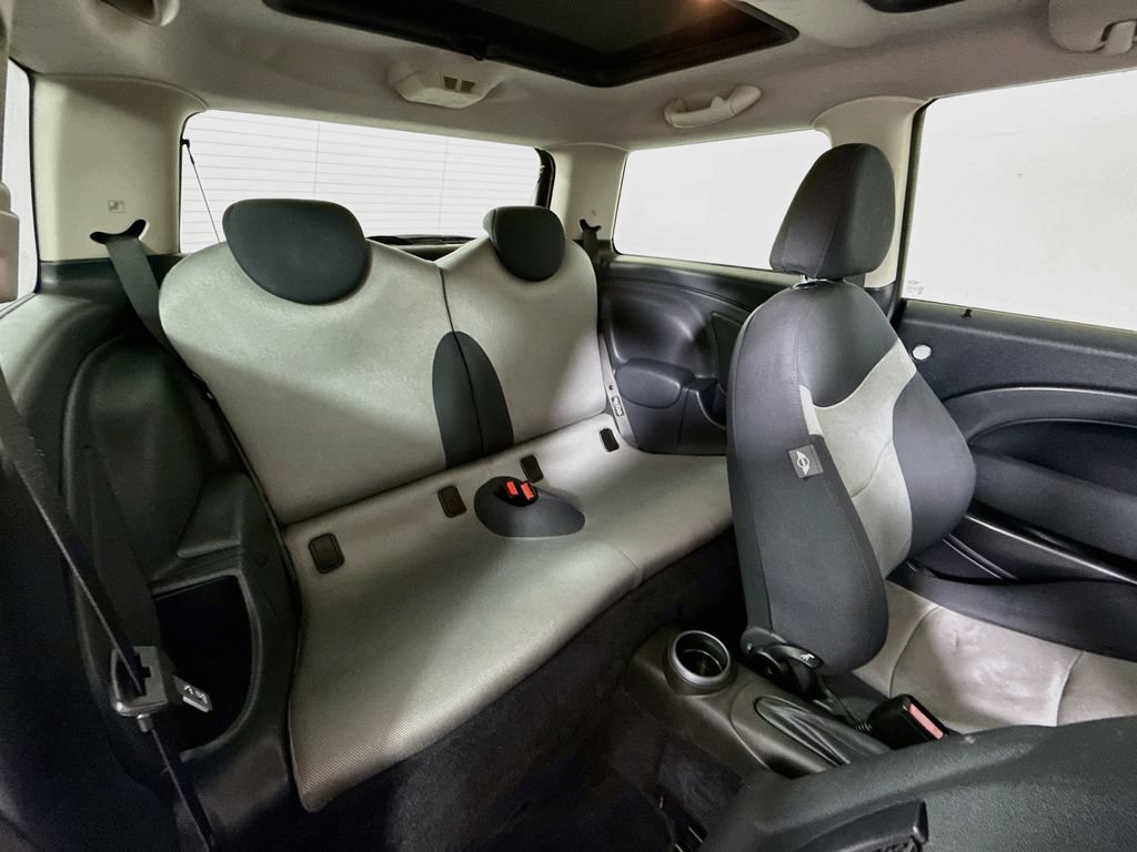Used 2006 MINI Cooper S FWD image 24