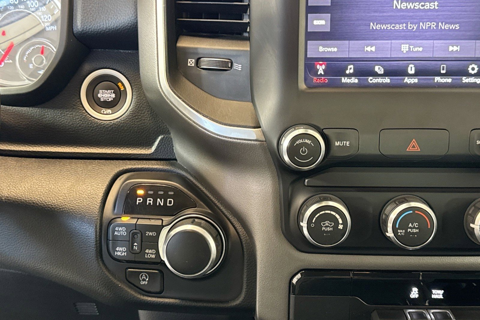 Used 2019 RAM 1500 Big Horn image 15