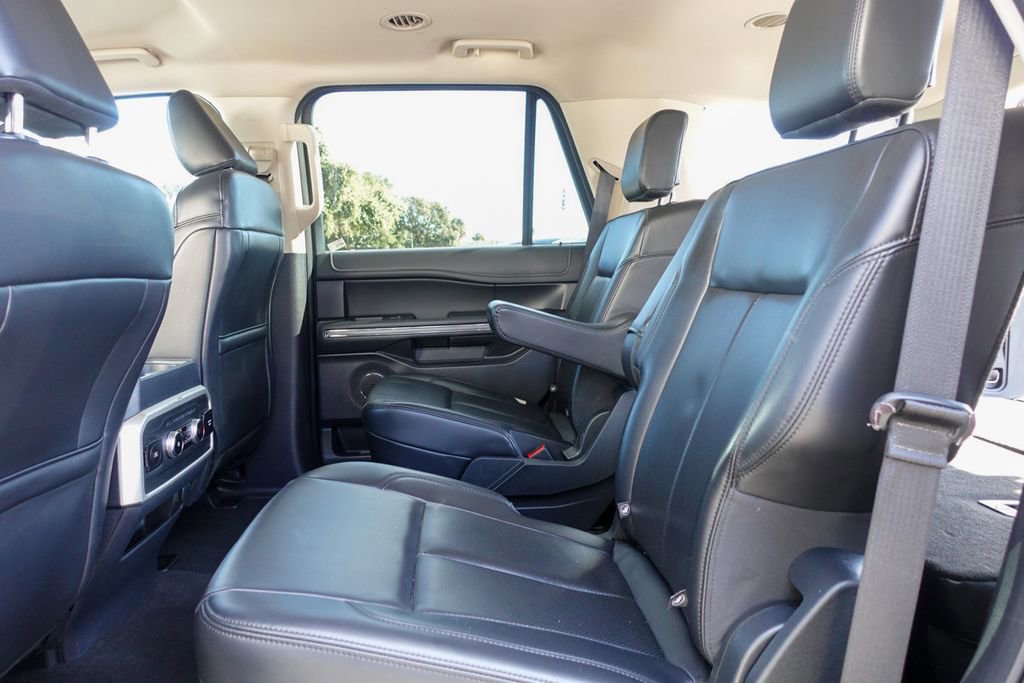 Used 2024 Ford Expedition XLT image 24