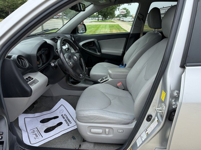 Used 2010 Toyota RAV4 Limited AWD/4WD image 9