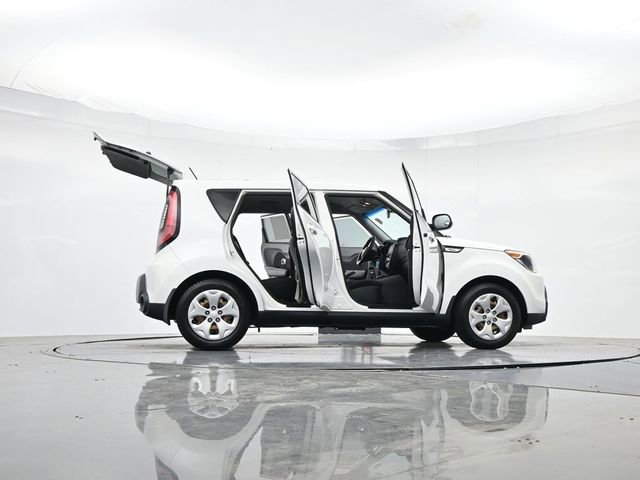 Used 2015 Kia Soul FWD image 45