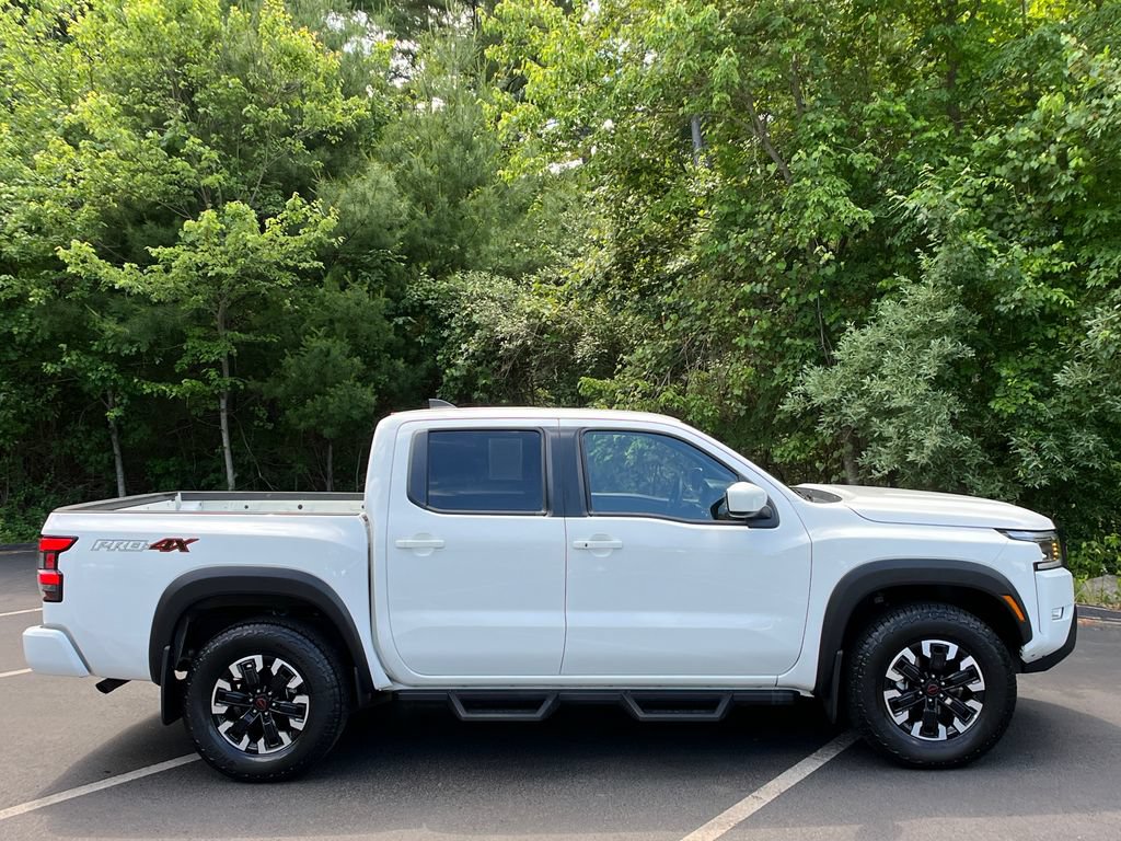 Used 2023 Nissan Frontier PRO-4X w/ Technology Package AWD/4WD image 6