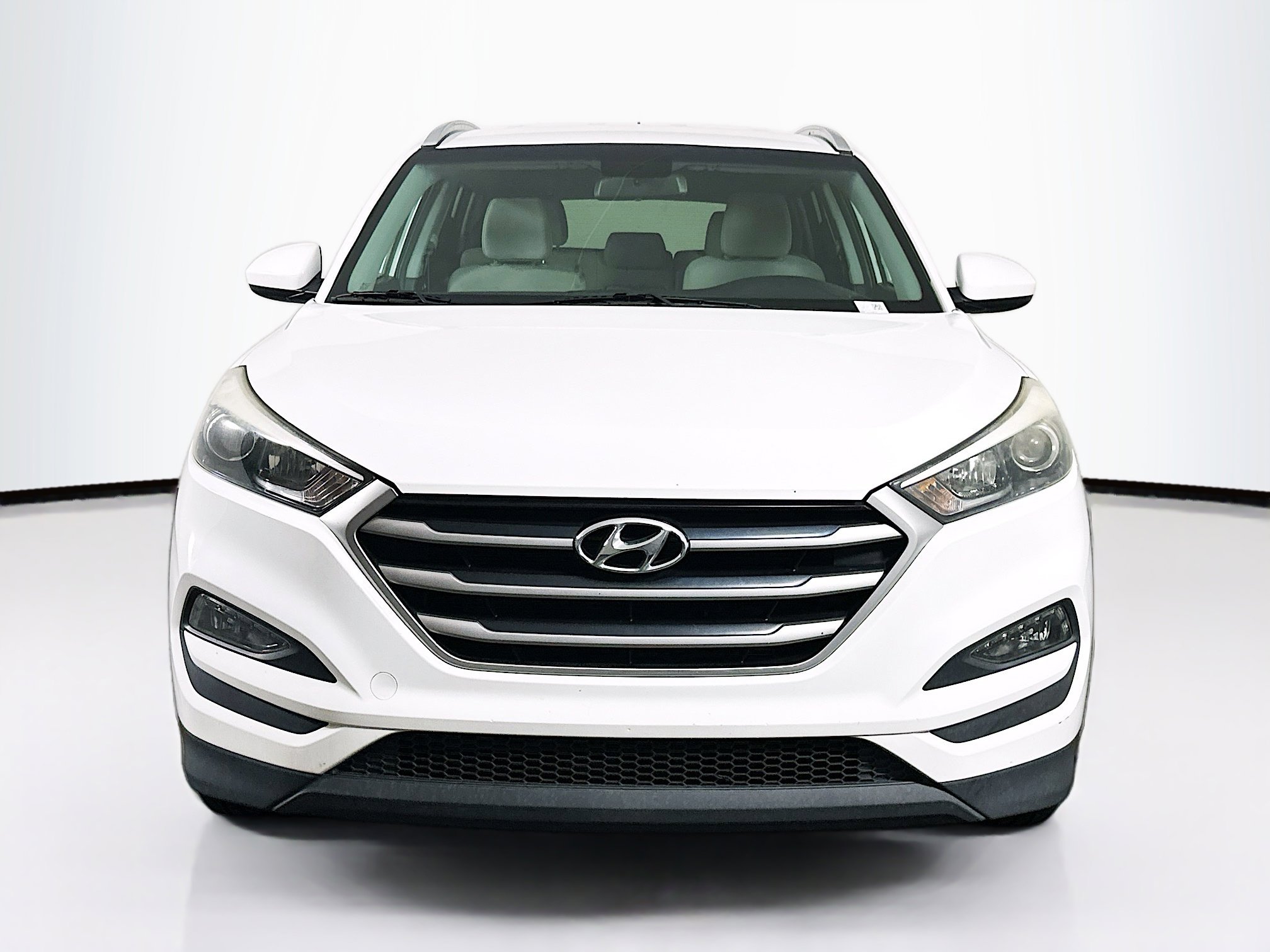 Used 2017 Hyundai Tucson SE FWD image 2