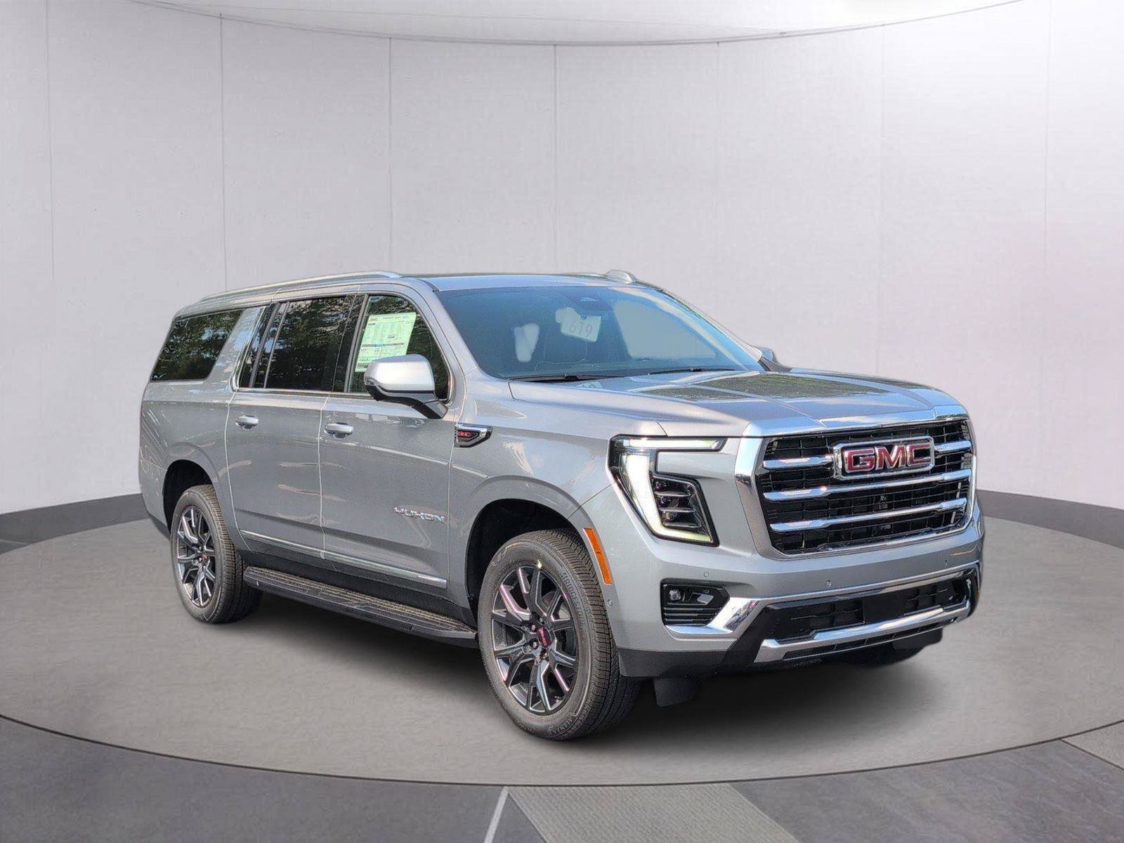 New 2026 GMC Yukon XL Elevation w/ LPO, Floor Liner Package RWD image 8
