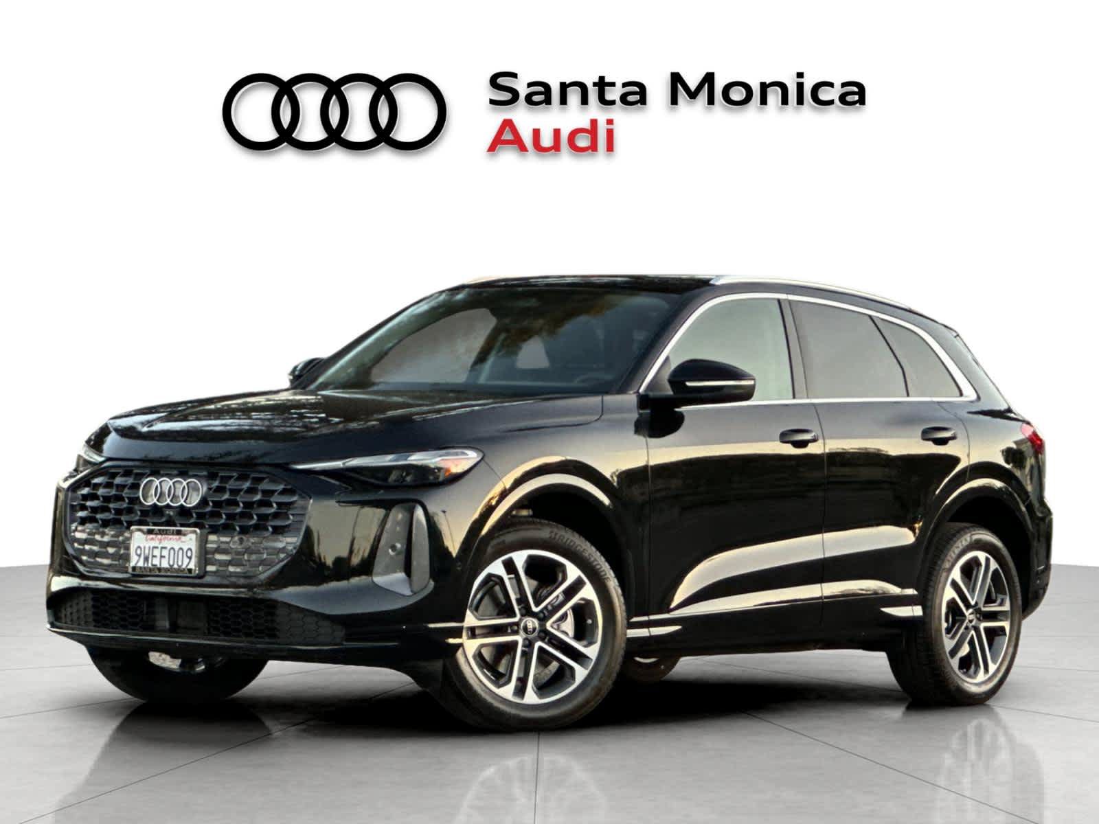 Used 2025 Audi Q5 Premium w/ Convenience Package