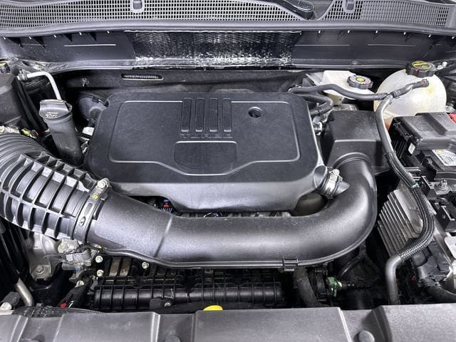 Used 2025 Chevrolet Blazer LT FWD image 31