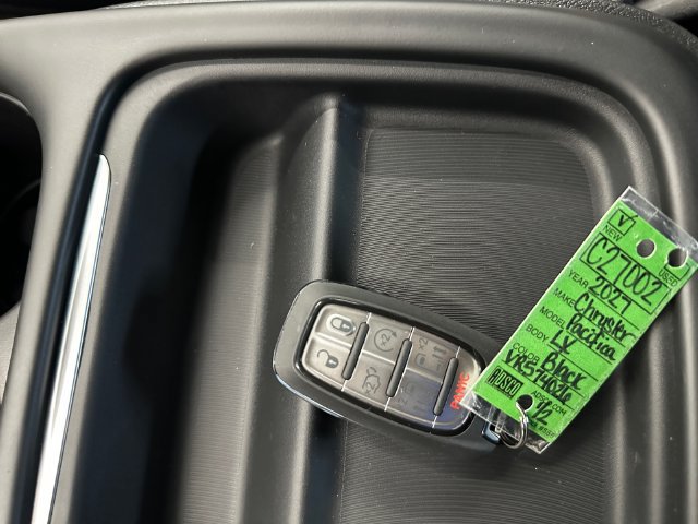New 2027 Chrysler Pacifica LX FWD image 33