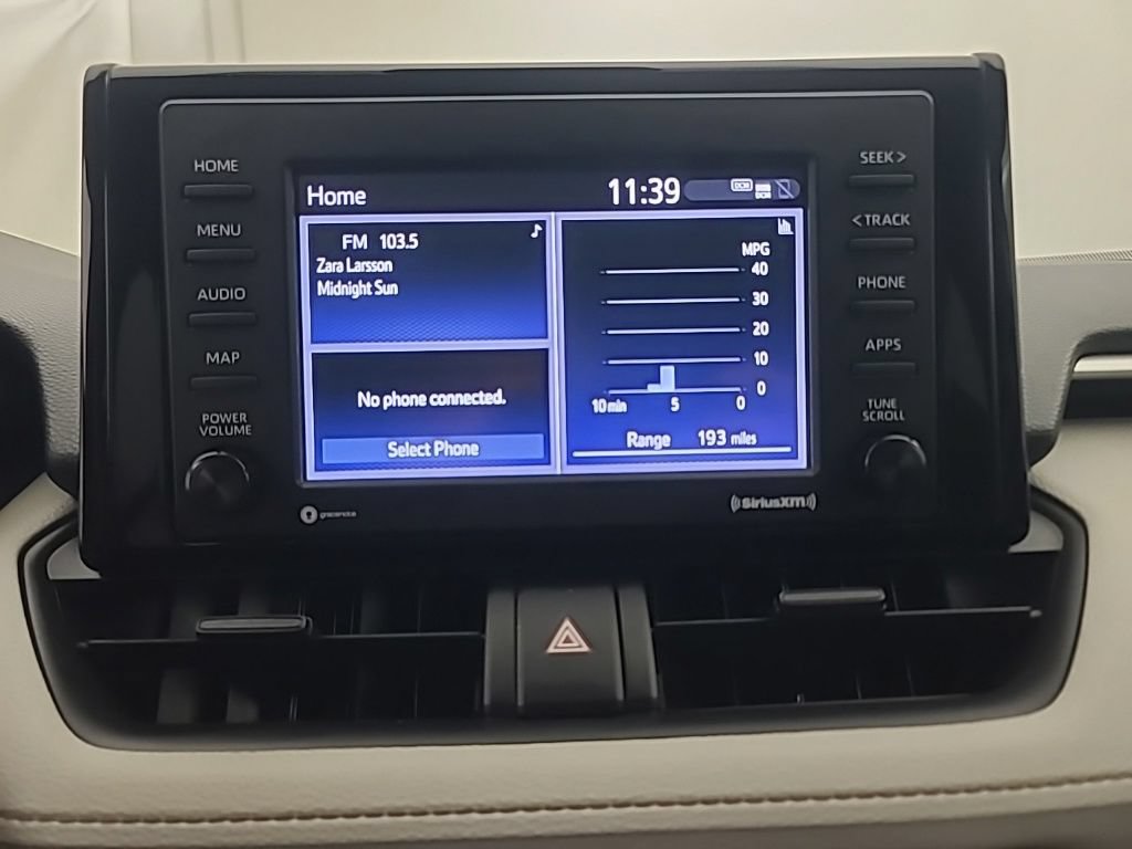 Used 2021 Toyota RAV4 XLE AWD/4WD image 33