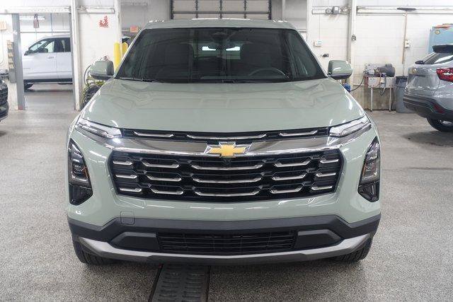 New 2026 Chevrolet Equinox LT w/ LPO, Floor Liner Package image 2