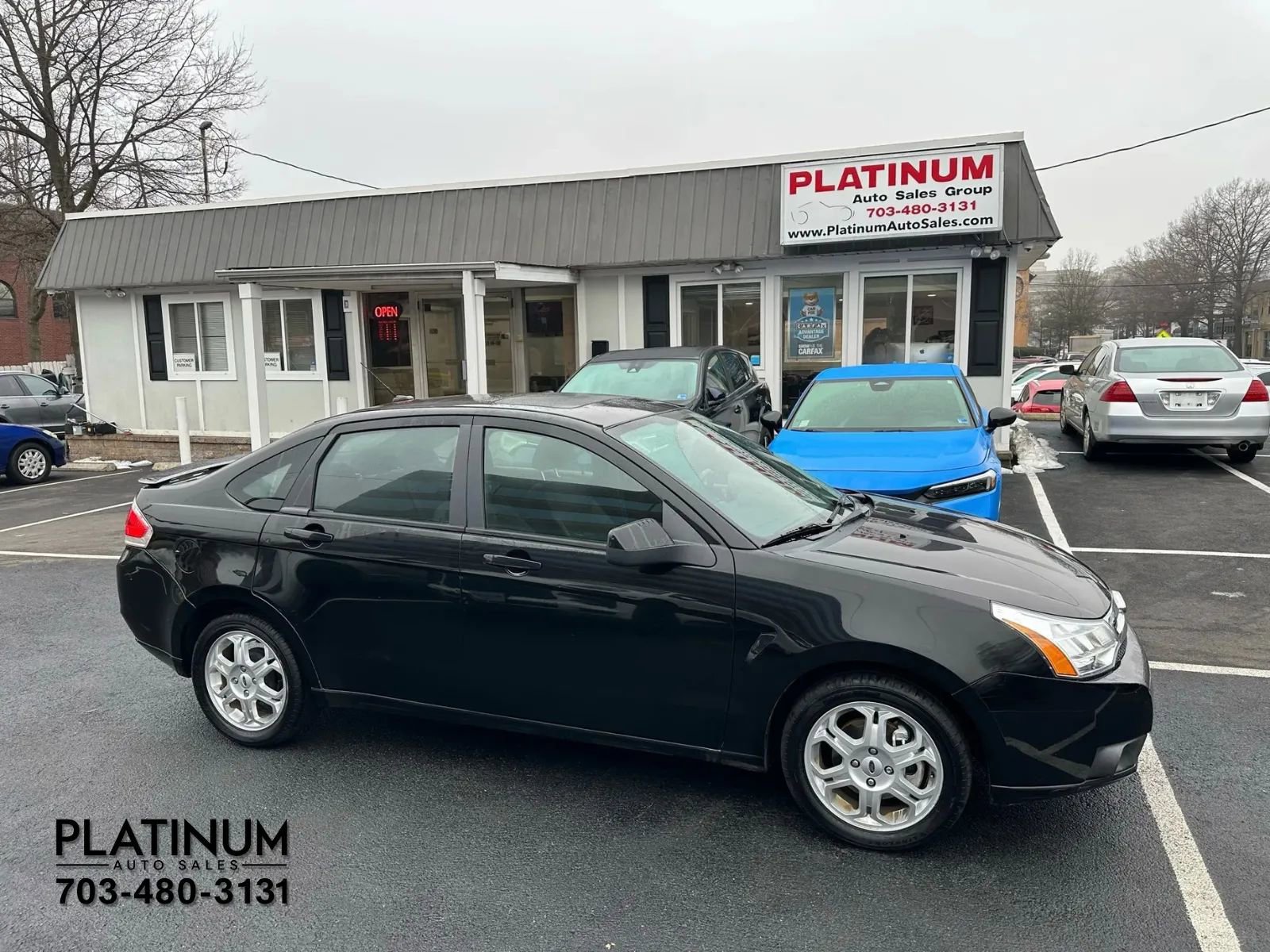 Used 2009 Ford Focus SES image 2