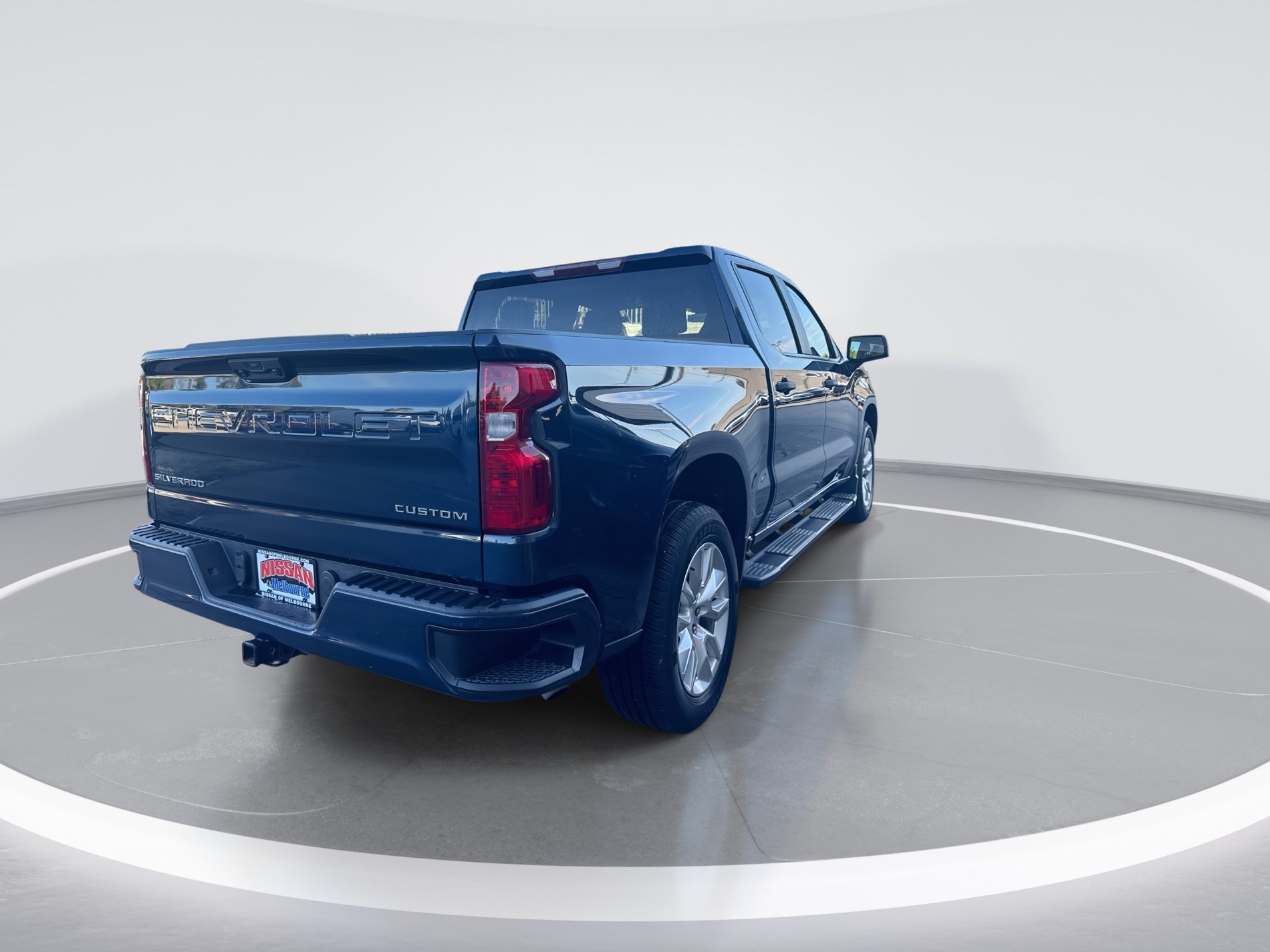 Used 2023 Chevrolet Silverado 1500 Custom RWD image 4