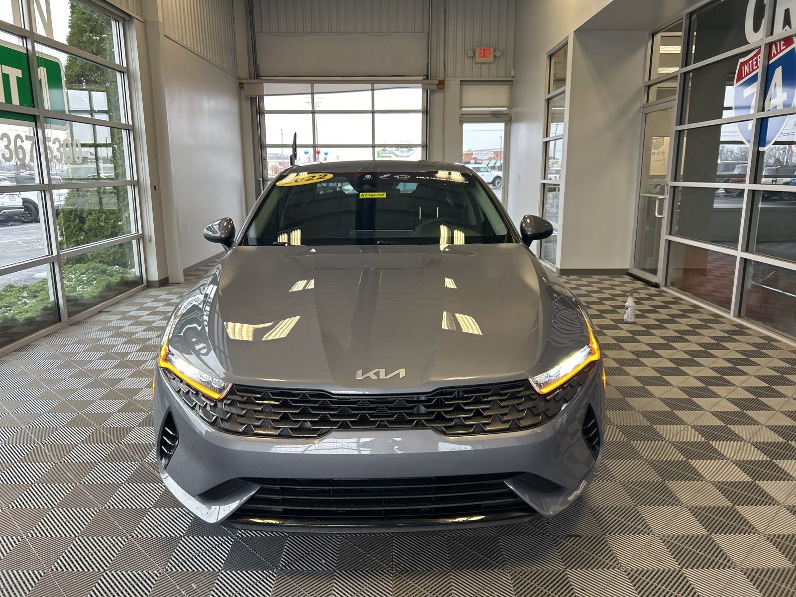 Used 2022 Kia K5 LX image 2