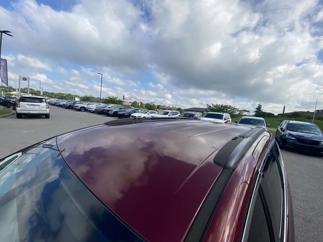 Used 2018 Chrysler Pacifica Touring Plus FWD image 3