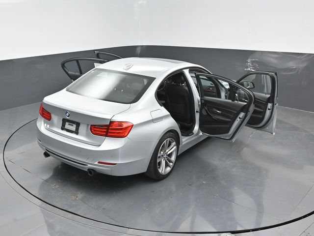 Used 2014 BMW 335i xDrive Sedan AWD/4WD image 32