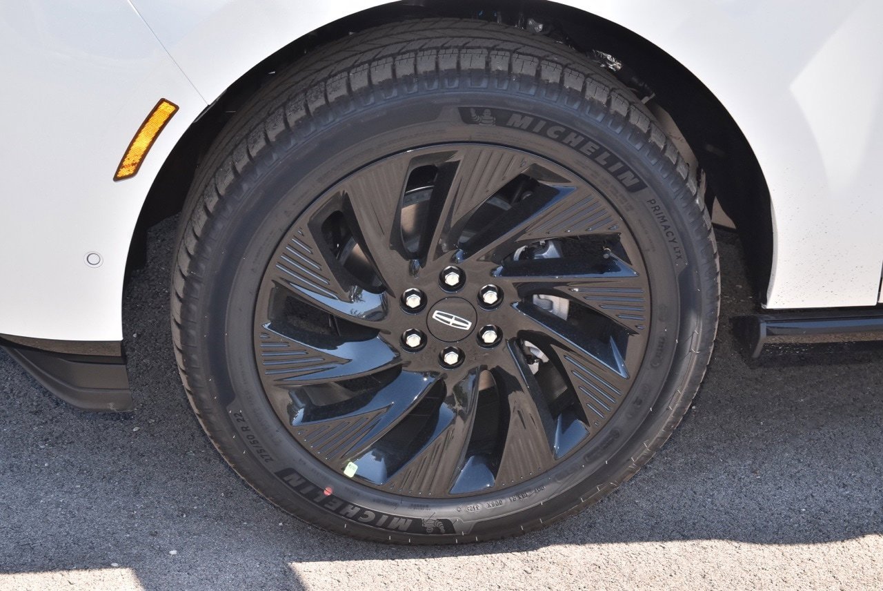 New 2025 Lincoln Navigator L Reserve w/ Jet Appearance Package AWD/4WD image 50