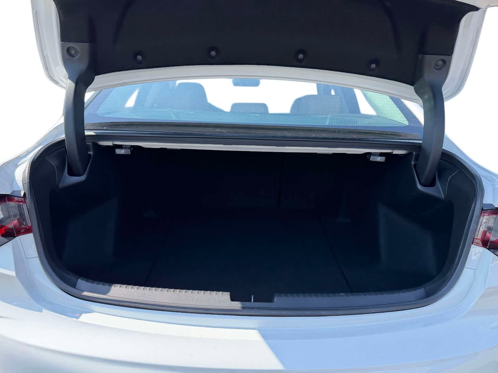 Used 2023 Acura TLX w/ Technology Package FWD image 9