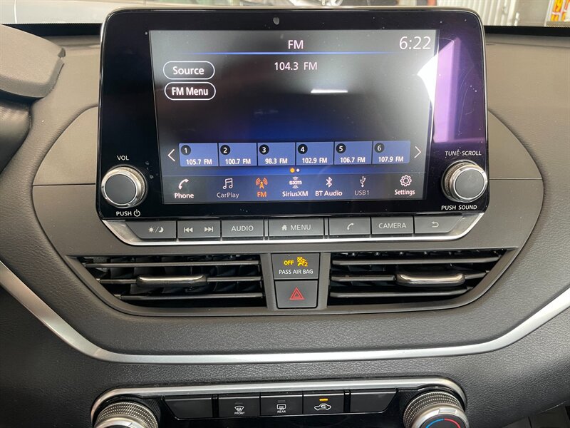 Used 2021 Nissan Altima 2.5 SV FWD image 14
