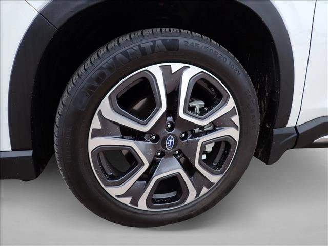 Used 2023 Subaru Ascent Touring AWD/4WD image 6