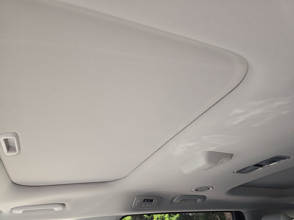 New 2026 Kia Carnival SX FWD image 24