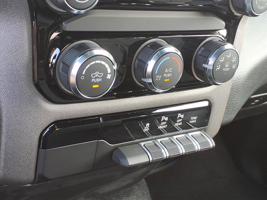 New 2026 RAM 1500 Tradesman AWD/4WD image 31
