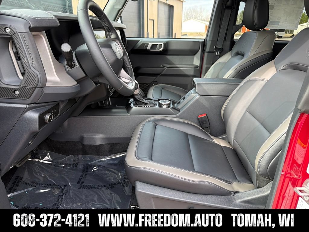 New 2026 Ford Bronco Outer Banks w/ Sasquatch Package AWD/4WD image 10