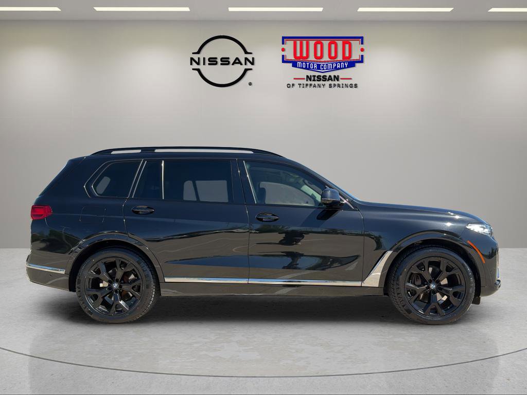 Used 2021 BMW X7 xDrive40i w/ Premium Package image 2