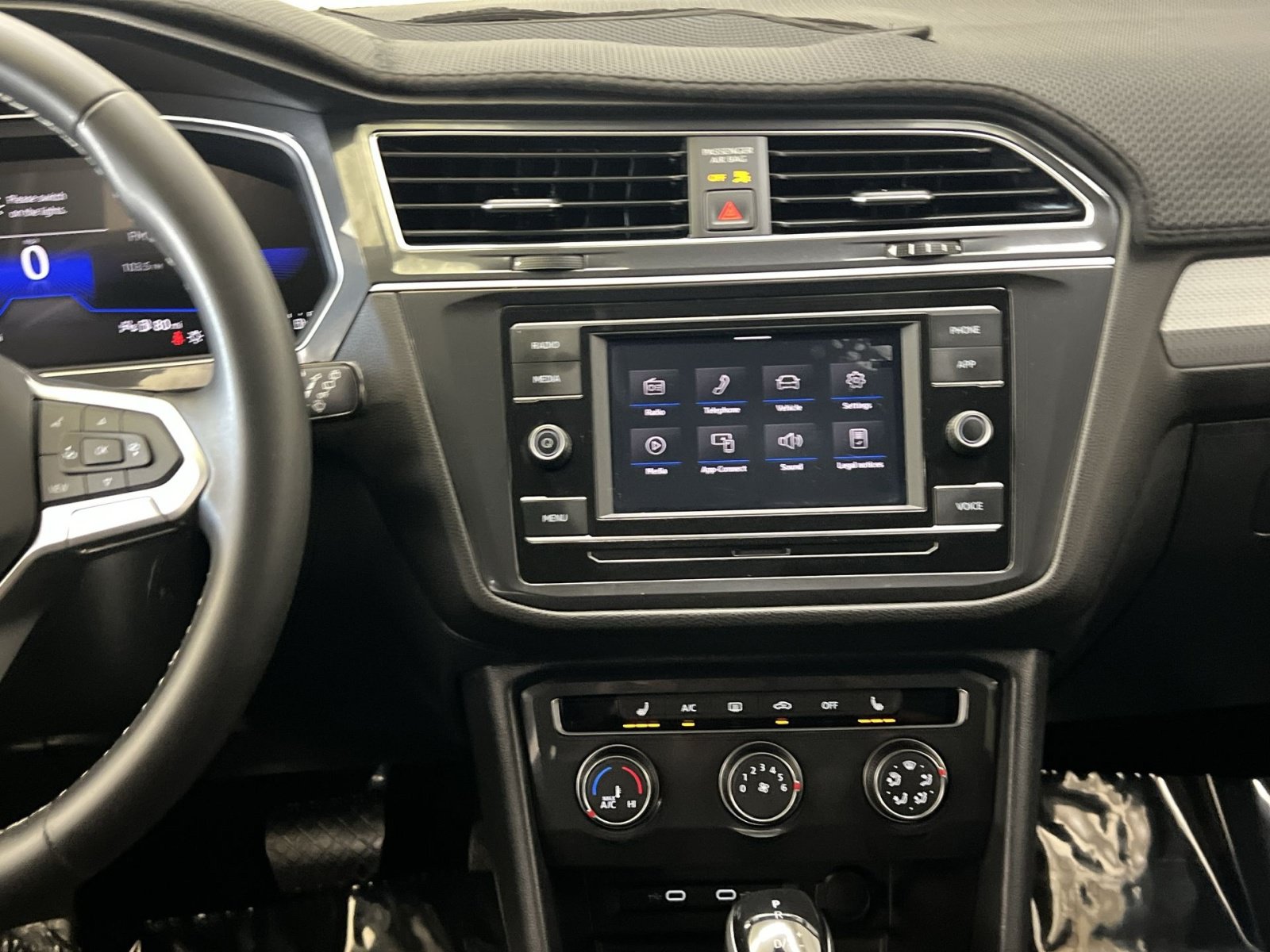 Used 2023 Volkswagen Tiguan S w/ Driver Assistance Package FWD image 32