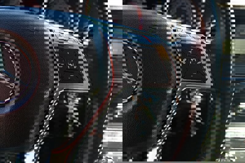 Used 2015 Mercedes-Benz SLK 250 image 36